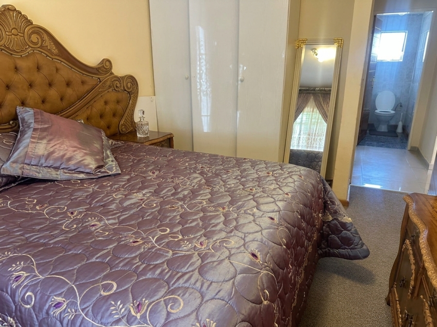 4 Bedroom Property for Sale in Safari Gardens North West